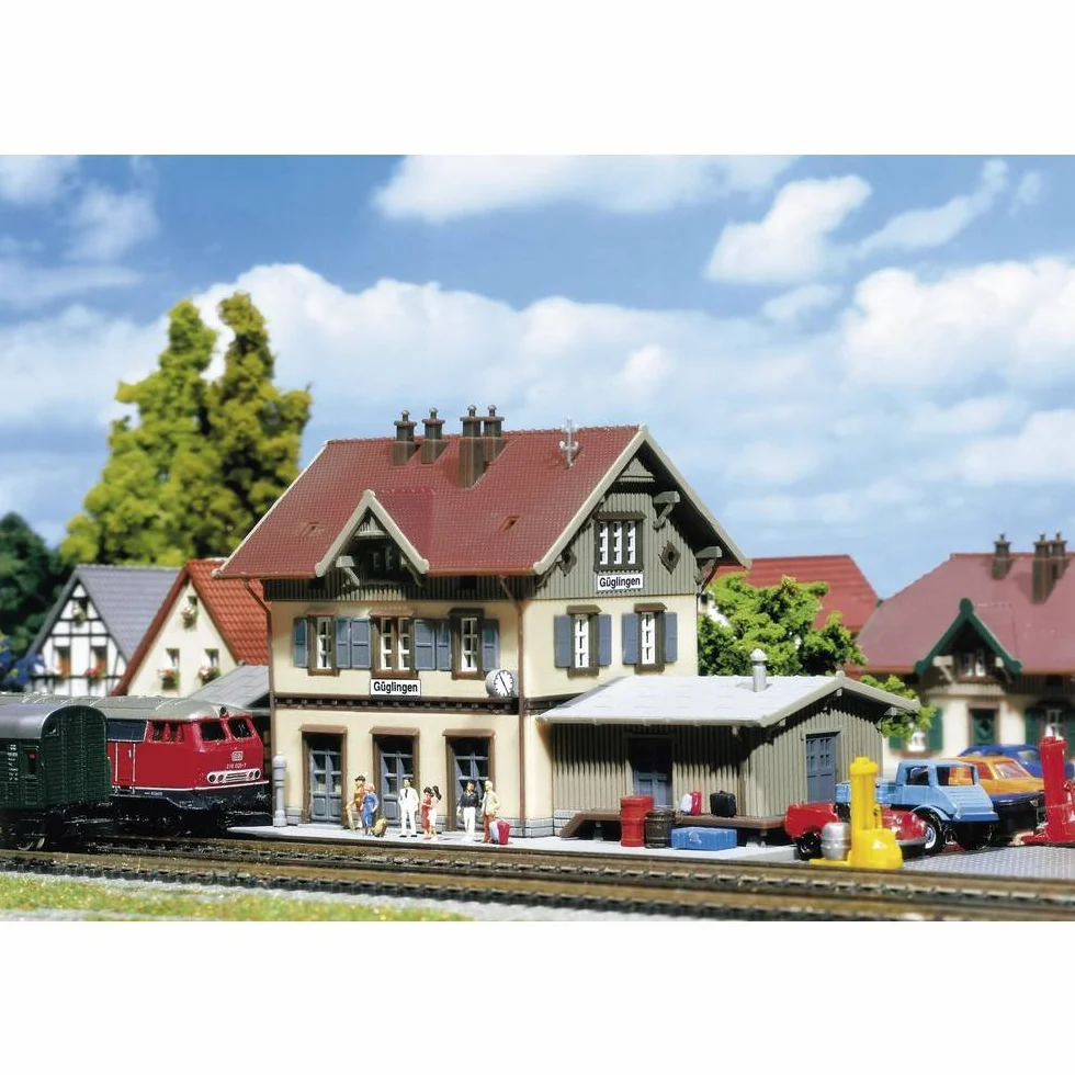 FALLER Zestaw modeli stacji kolejowej Güglingen z 213 pojedynczymi częściami 119 x 56 x 60 mm Model I akcesoria kolejowe Z budynek I model kolejowy stacja standardowa