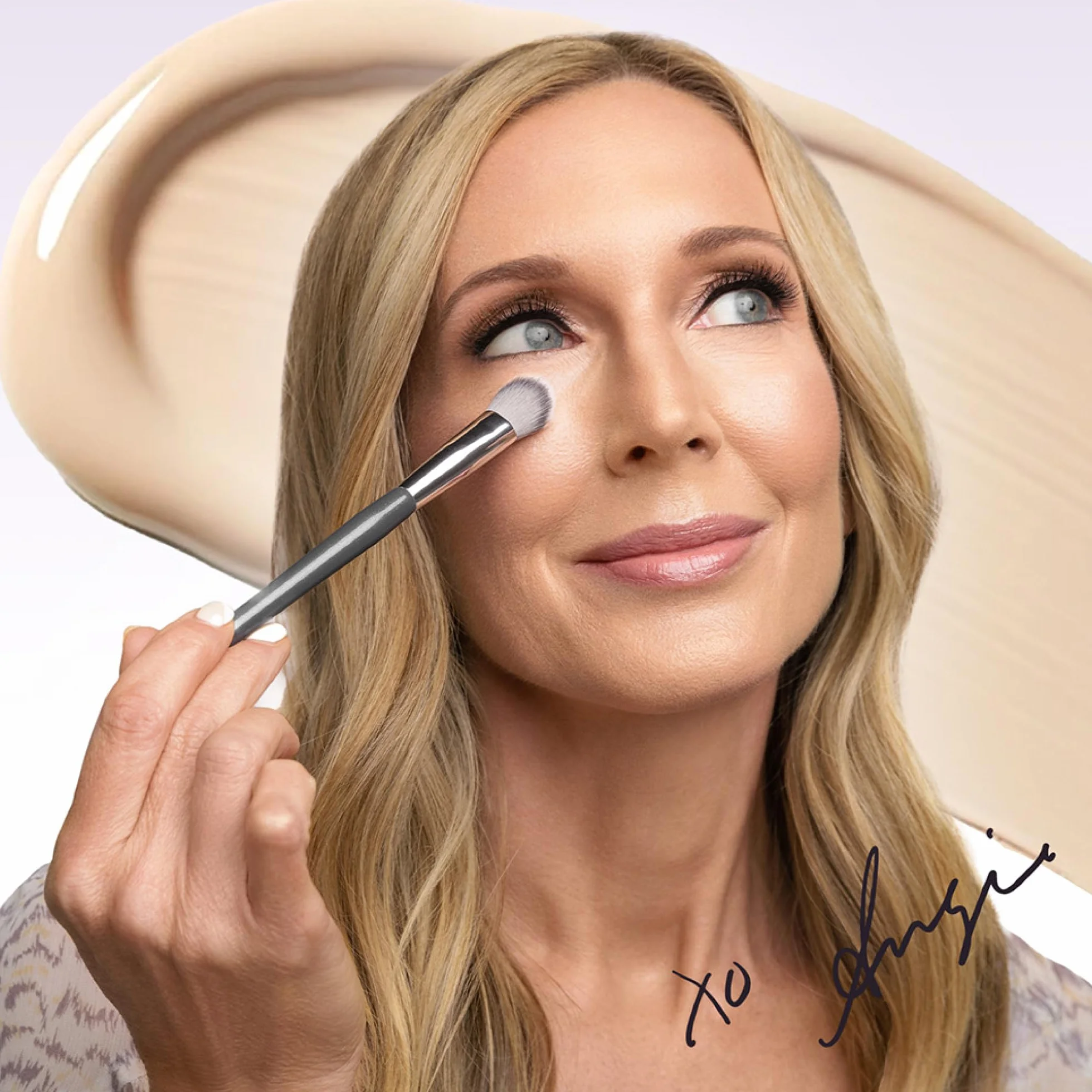 BK Beauty Brushes Pędzel do korektora Angie Hot & Flashy A506 „Kitten Paw”, do makijażu twarzy, idealny do nakładania korektora pod oczy i konturowania