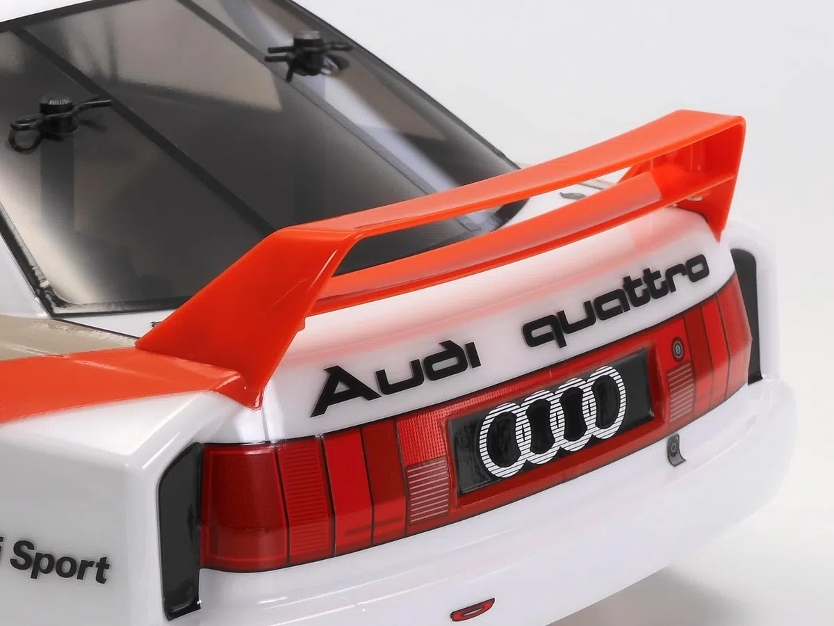 Tamiya 47511 1:10 RC Audi 90 Quattro Racing lakierowany TT-02 - zdalnie sterowany samochód, pojazd, modelarstwo, montaż, hobby, zestaw do montażu RC