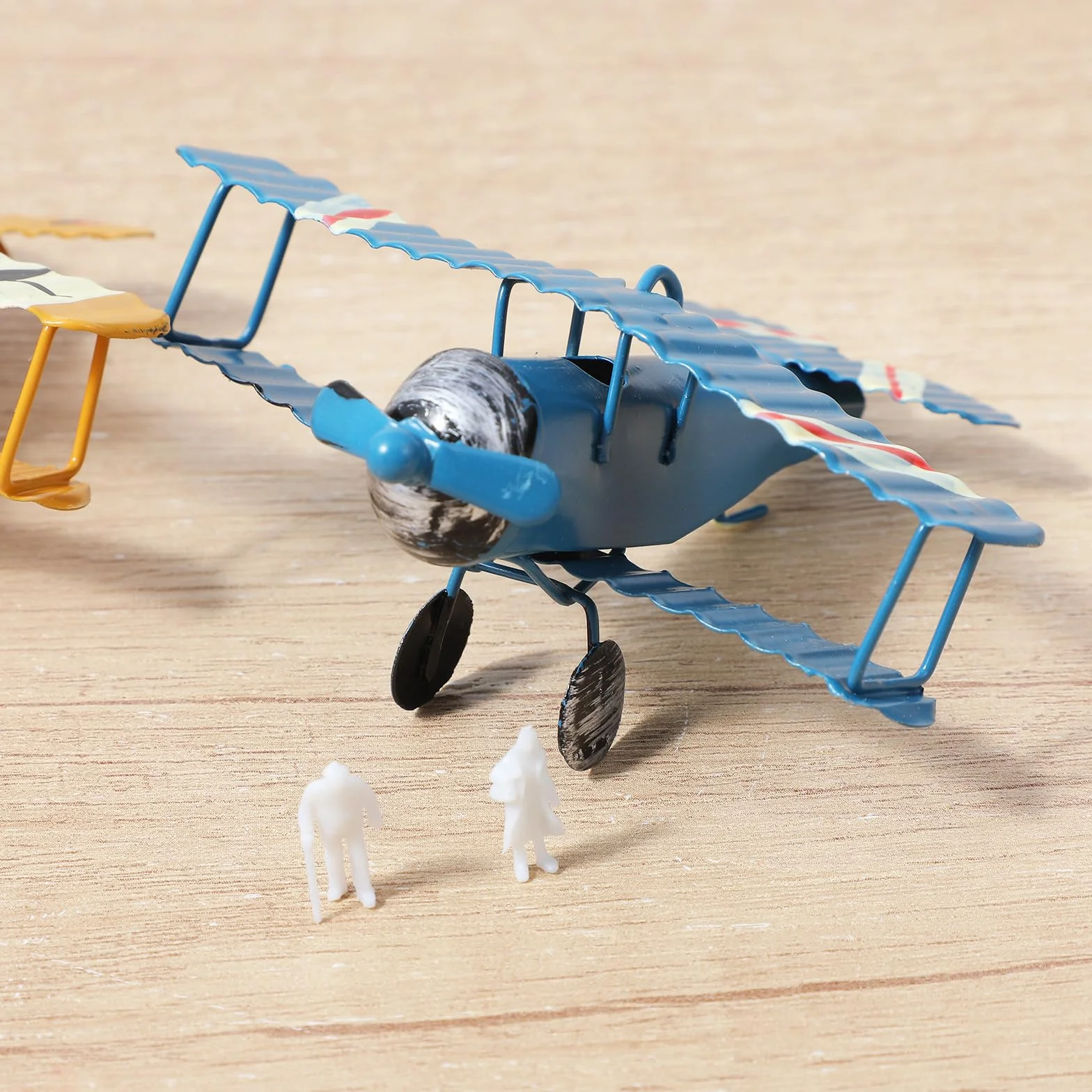 Larrel 50 sztuk miniaturowych figurek do modelarstwa, skala 1:100 Różne pozy Białe niemalowane mini-figurki Miniaturowe figurki Miniaturowe ludziki Mini-figurki do dioramy dla projektów