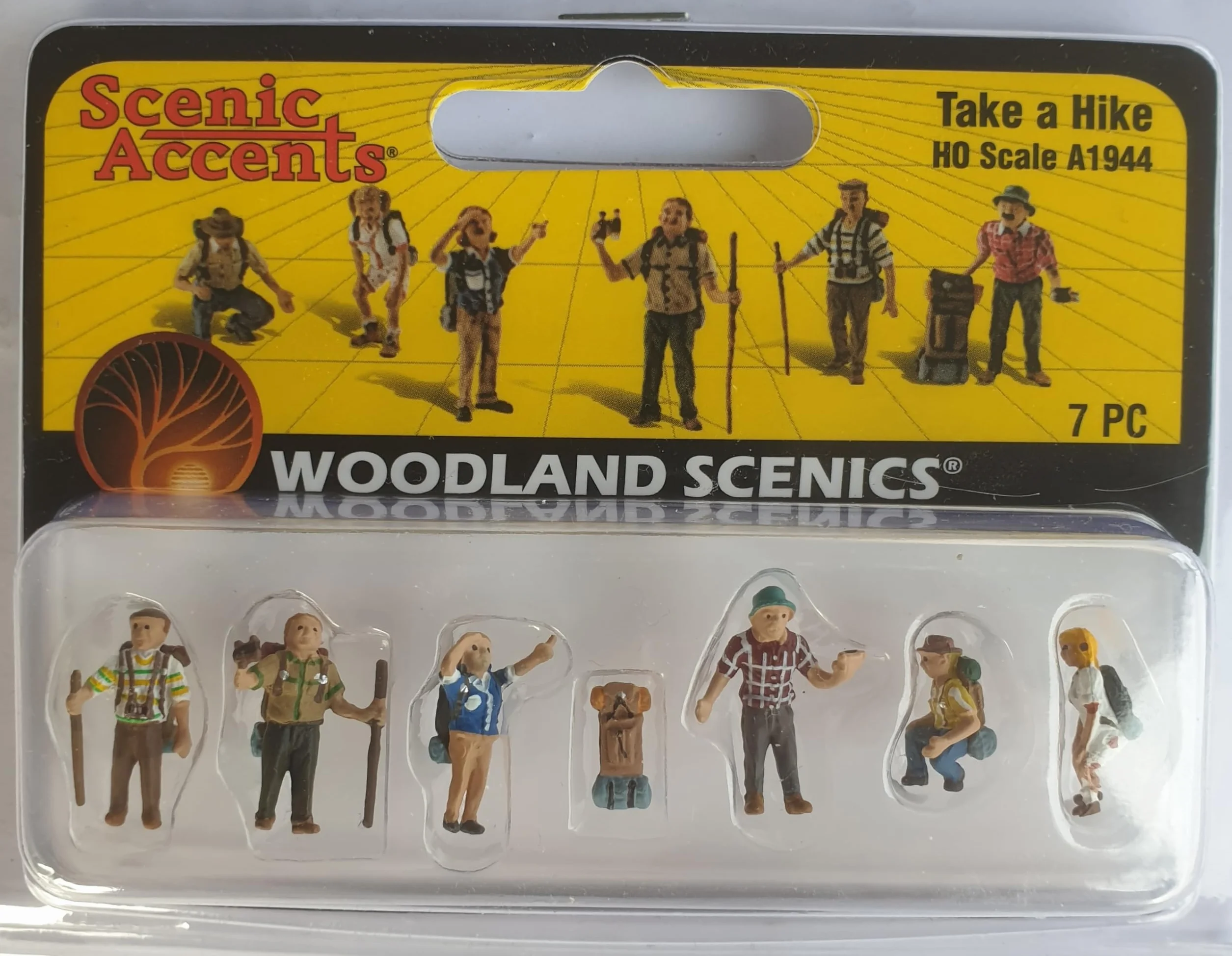 Woodland Scenics A1944 plecak turystyczny kijki turystyczne figurki H0 HO 1:87 Take a Hike