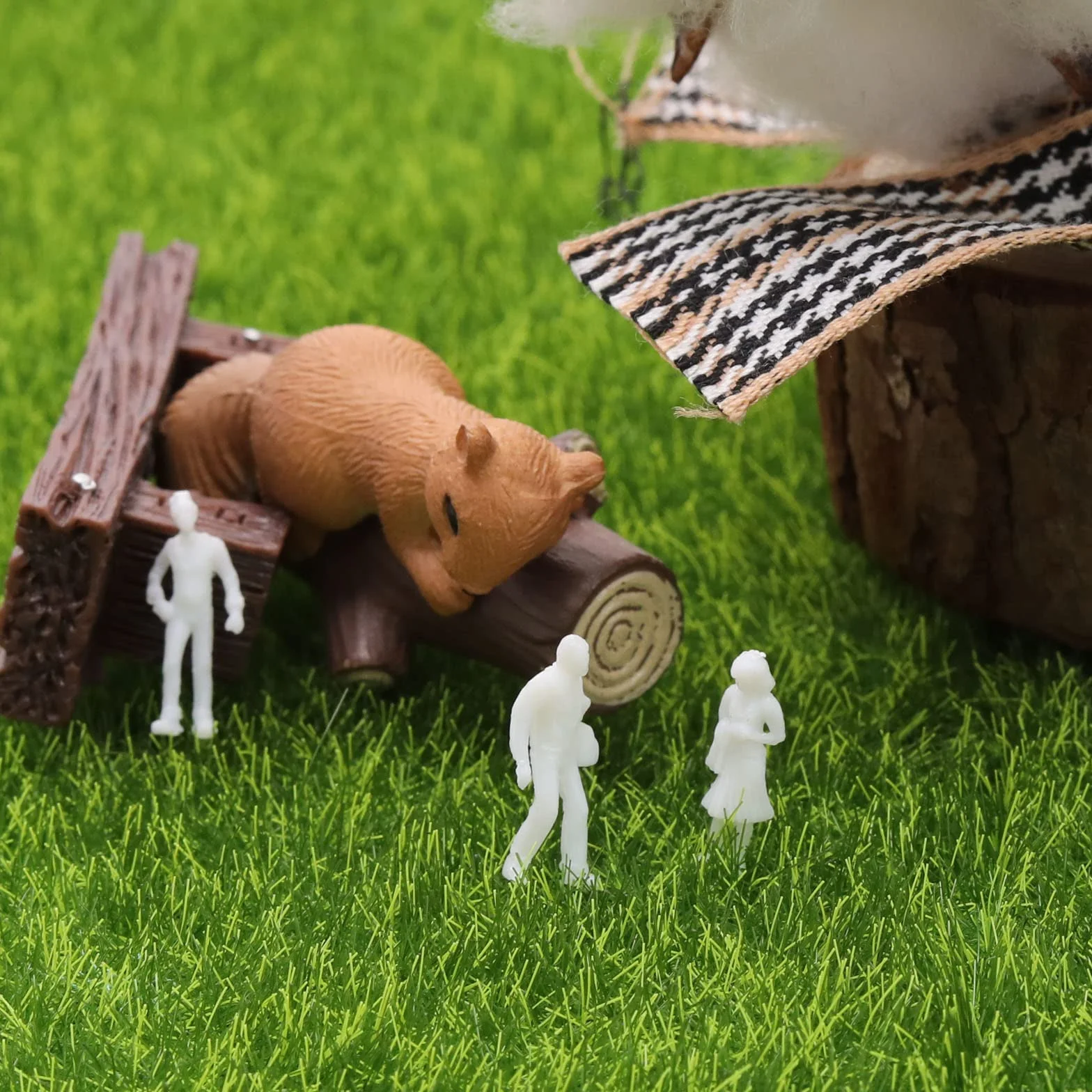 100 sztuk 1:100 białych niemalowanych figurek, ekskluzywne miniaturowe modele postaci, akcesoria dekoracyjne do samodzielnego wykonania mini domków dla lalek