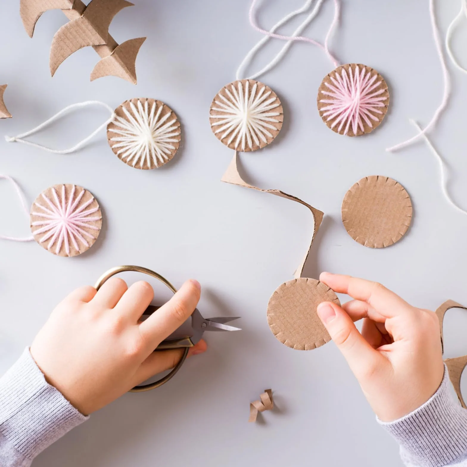 Tektura falista do majsterkowania, 10 sztuk tektury o grubości 3 mm, płyty kartonowe, A4 (210 x 300 mm), do wysyłki, sztuki, majsterkowania i pakowania (brązowa)