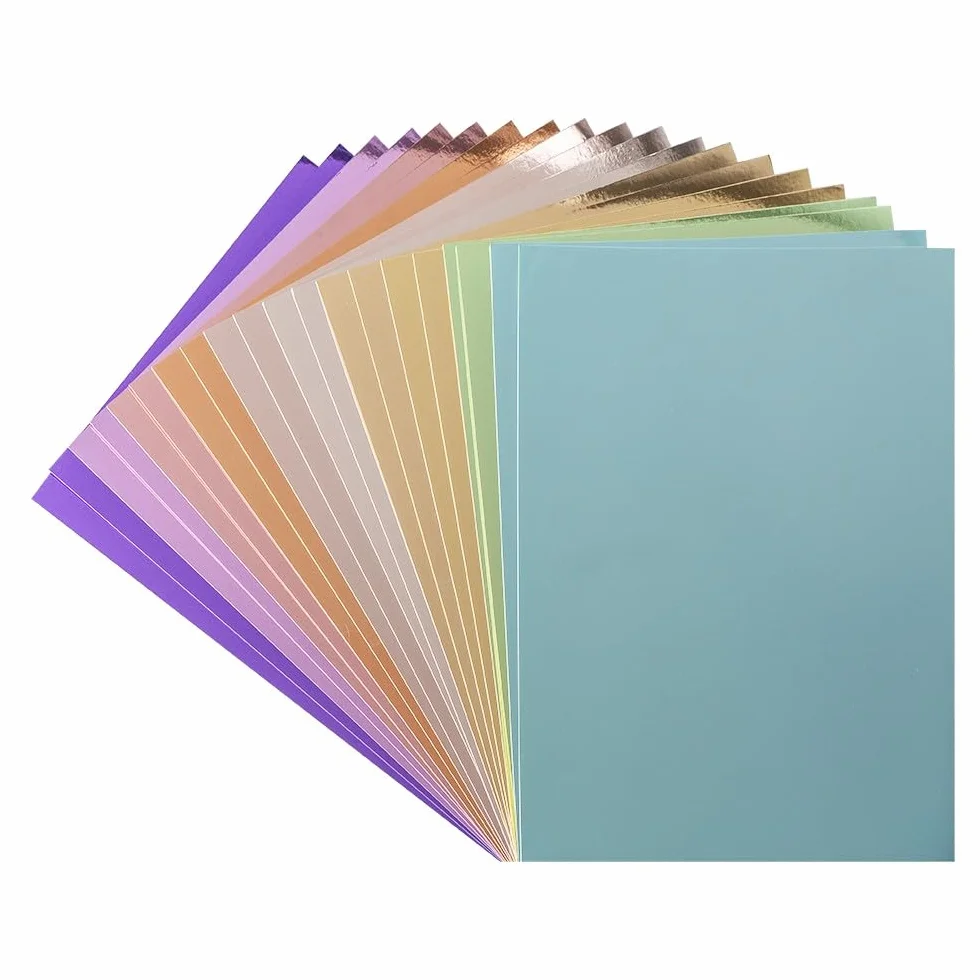 Ideen mit Herz Karton lustrzany, papier metalowy, metaliczny papier do majsterkowania, 20 arkuszy, DIN A4, 200 g/m², biała strona tylna (pastelowy)