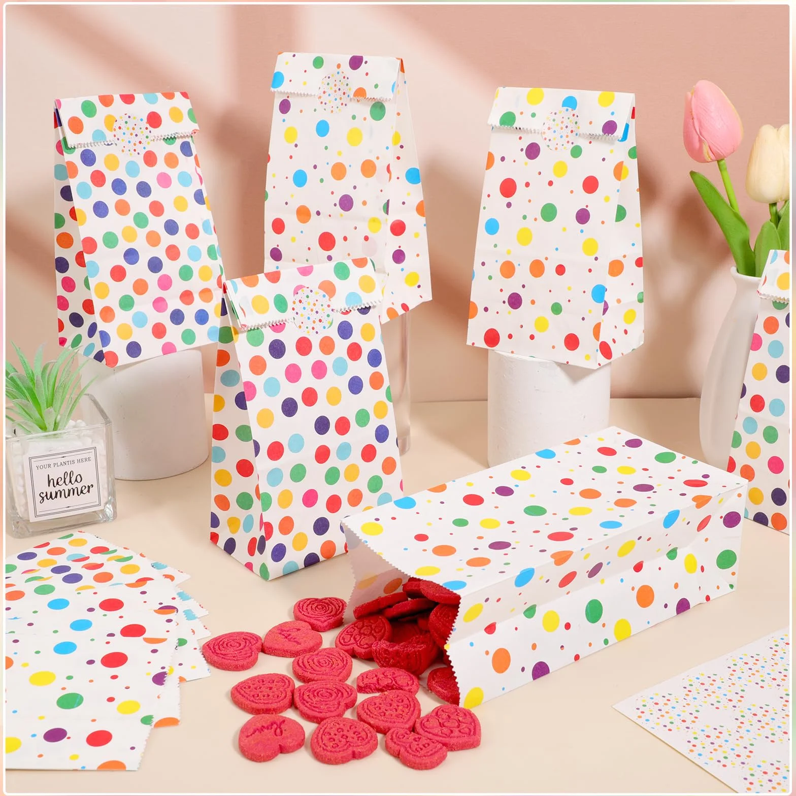 woric 50 sztuk małych torebek papierowych na urodziny dziecka, 18 x 9 x 6 cm, małe torebki na prezenty, 60 naklejek, kolorowe torebki na słodycze, na wesele, upominki, urodziny dziecka (2 style)