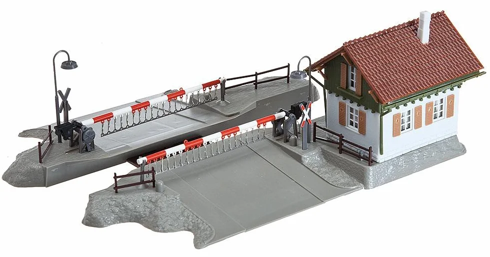 FALLER Przejście kolejowe z domkiem do szklarni, zestaw modelarski z 121 częściami 220 x 173 x 75 mm, akcesoria do modeli kolejek H0, akcesoria H0
