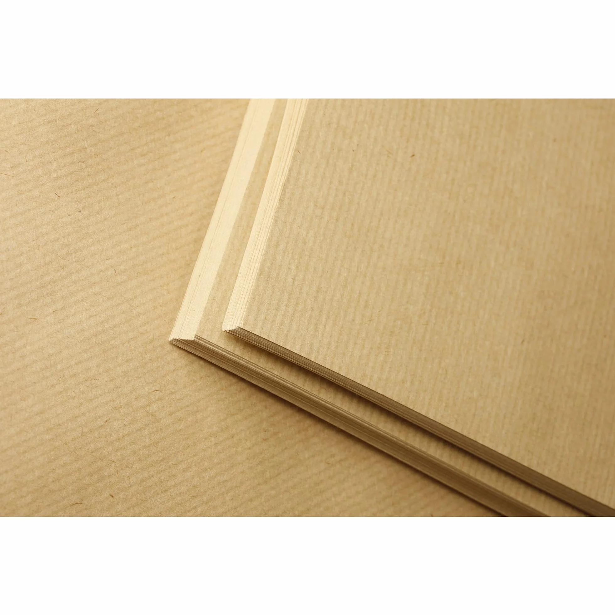 Clairefontaine 96545C – Blok klejony z papieru kraft – 100 arkuszy prążkowanego brązowego papieru kraft – A4 (21×29,7 cm) – 90 g – Papier dwustronny do szkicu i rysunku